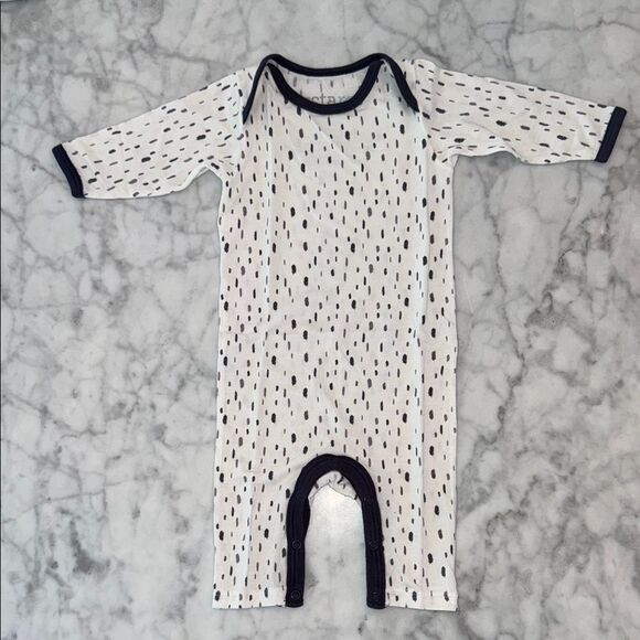 Bestaroo Other - Bestaroo Baby Romper 0/3M